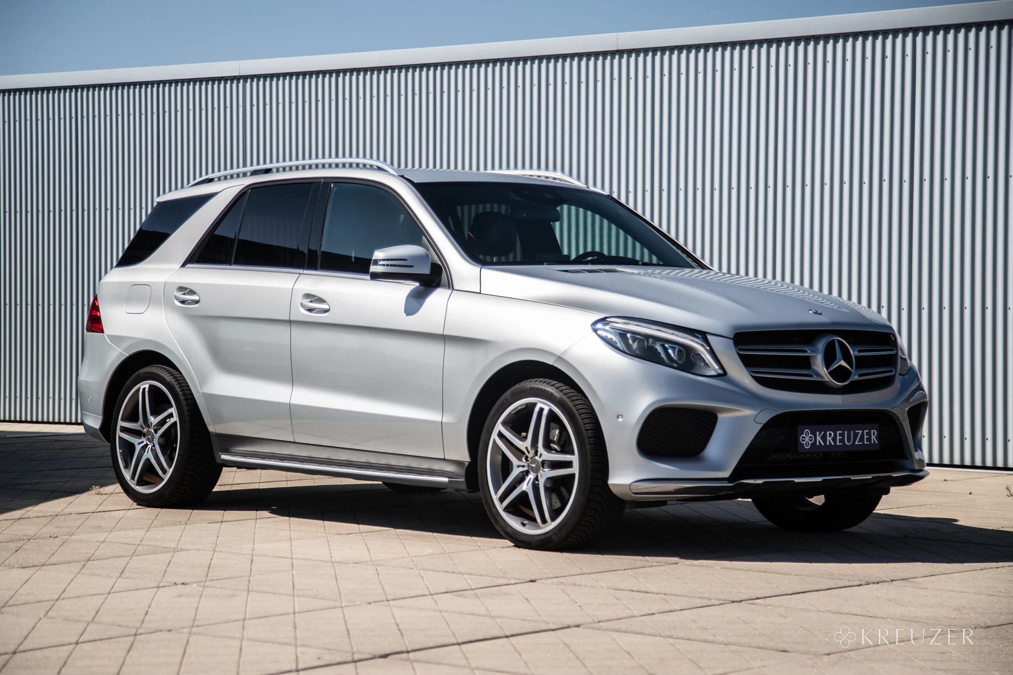 Mercedes-Benz GLE500 4Matic AMG W166 Iridium Silver Metallic