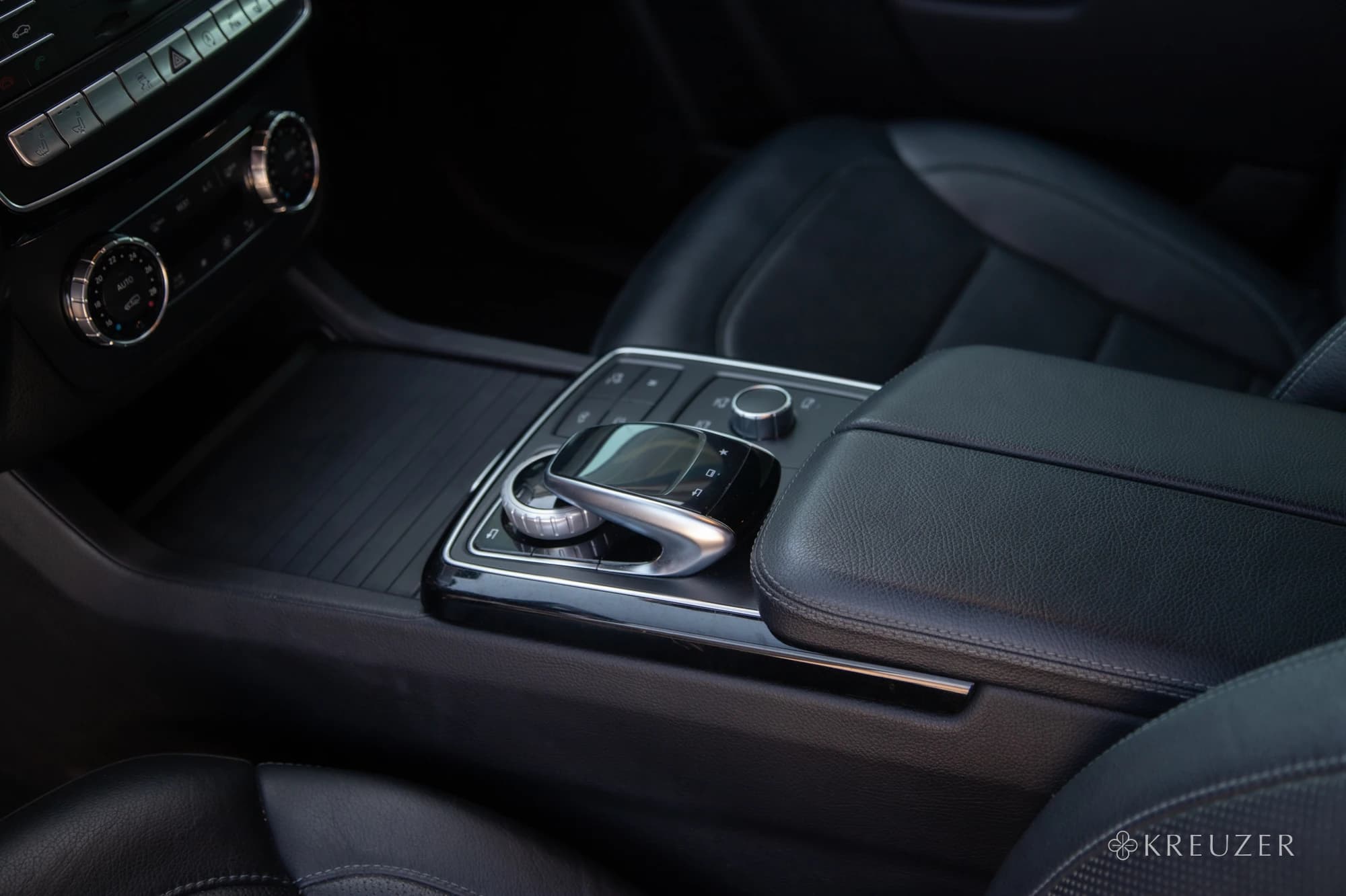 Mercedes-Benz GLE500 4Matic AMG W166 Iridium Silver Metallic