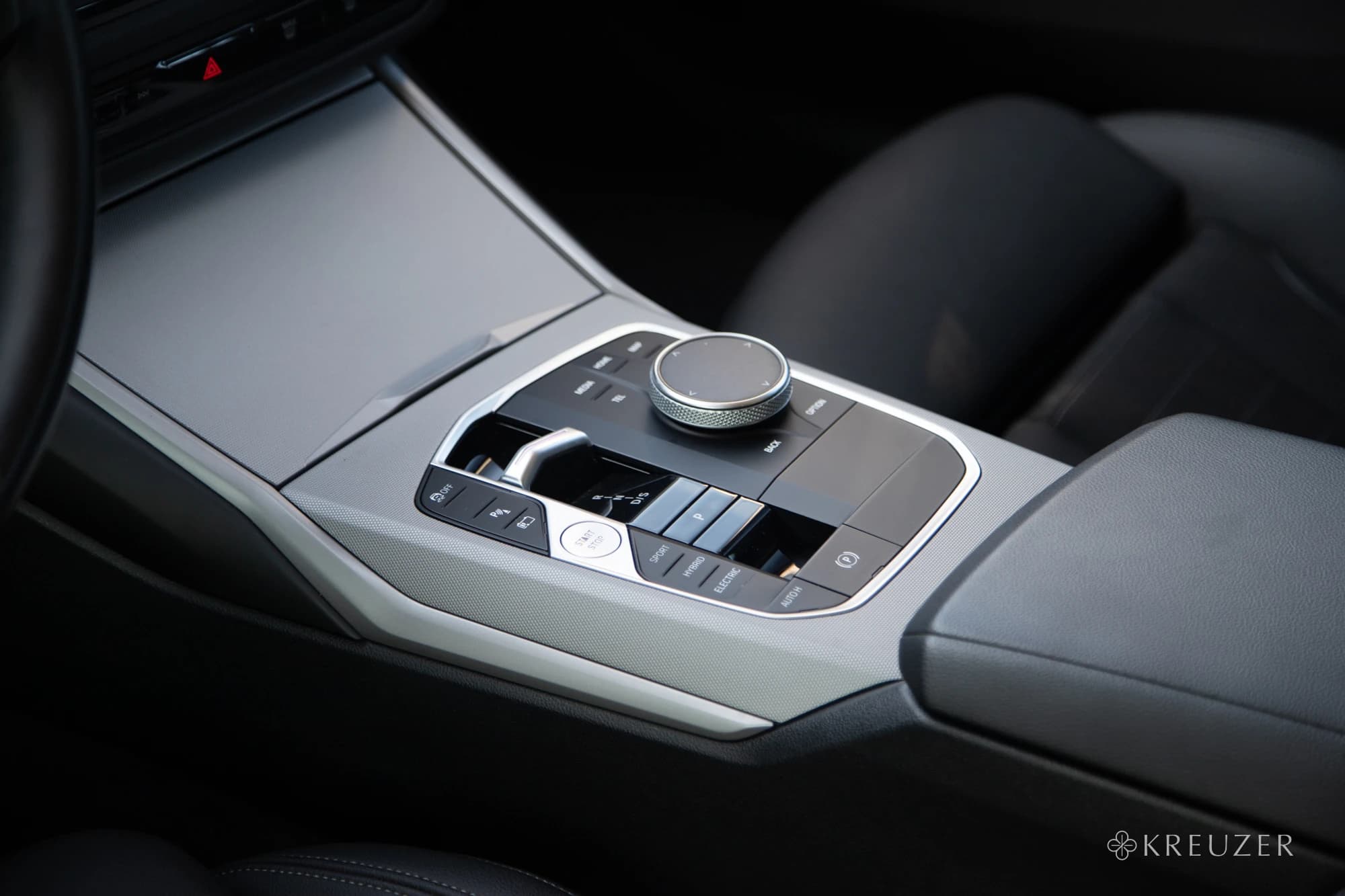 BMW 330e xDrive Touring G21 Skyscraper Grau Metallic