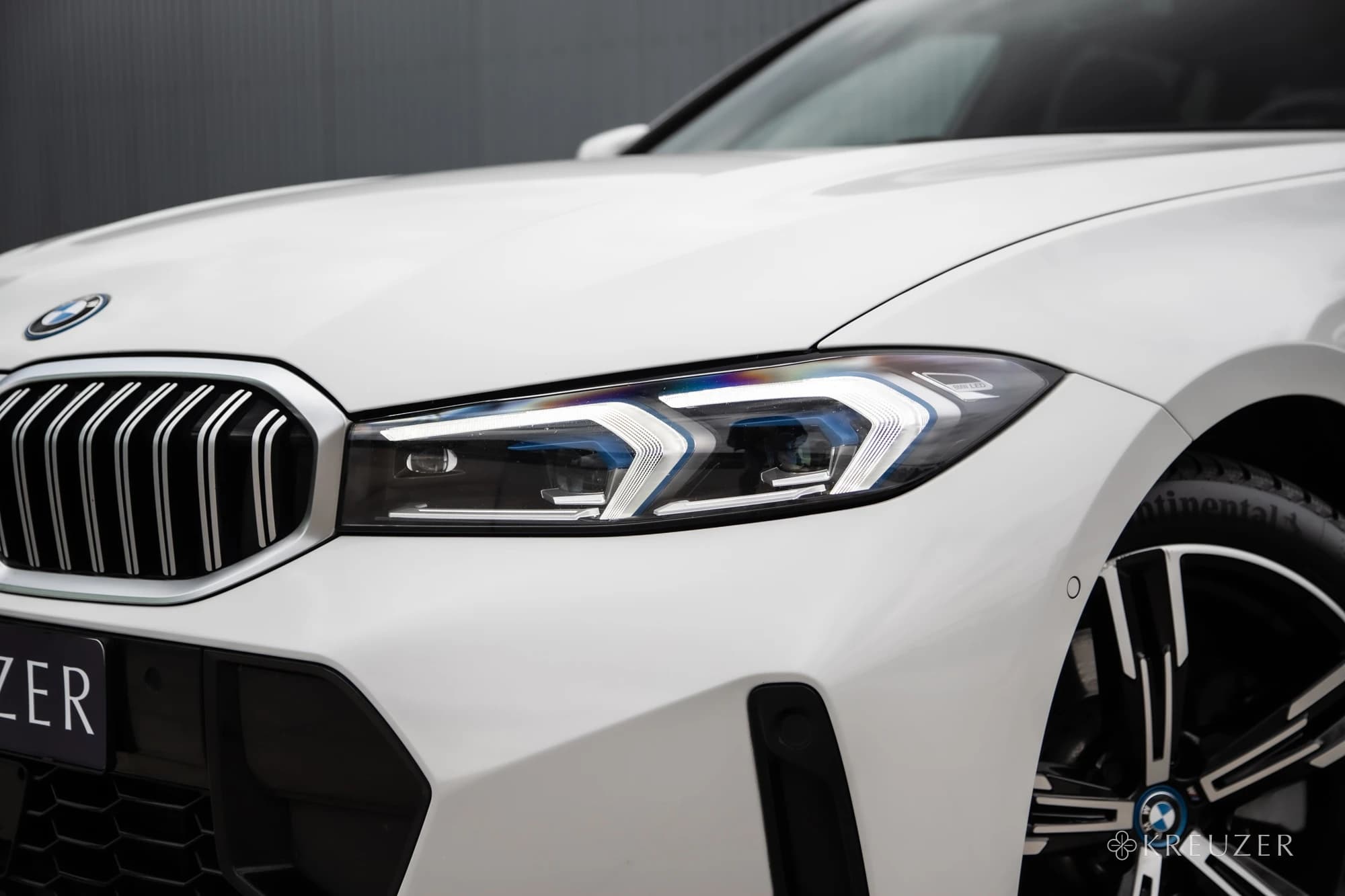 BMW 320e Touring M Sport Alpinweiss G21