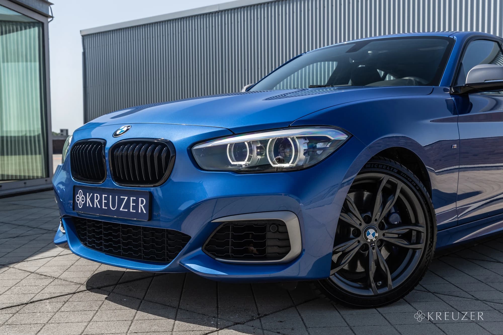 BMW M140i Estorilblau Kreuzer B58 F20 RWD