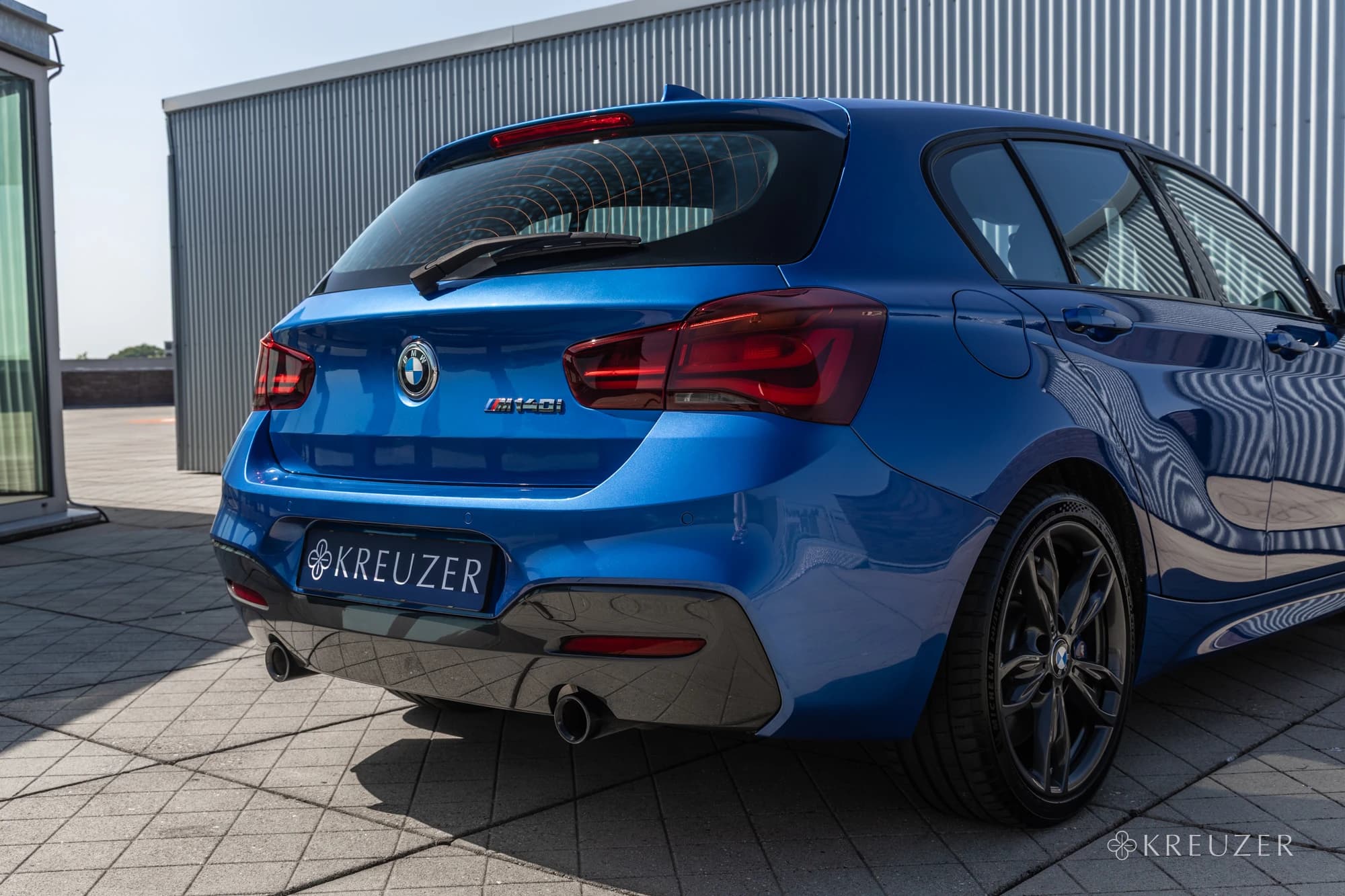 BMW M140i Estorilblau Kreuzer B58 F20 RWD