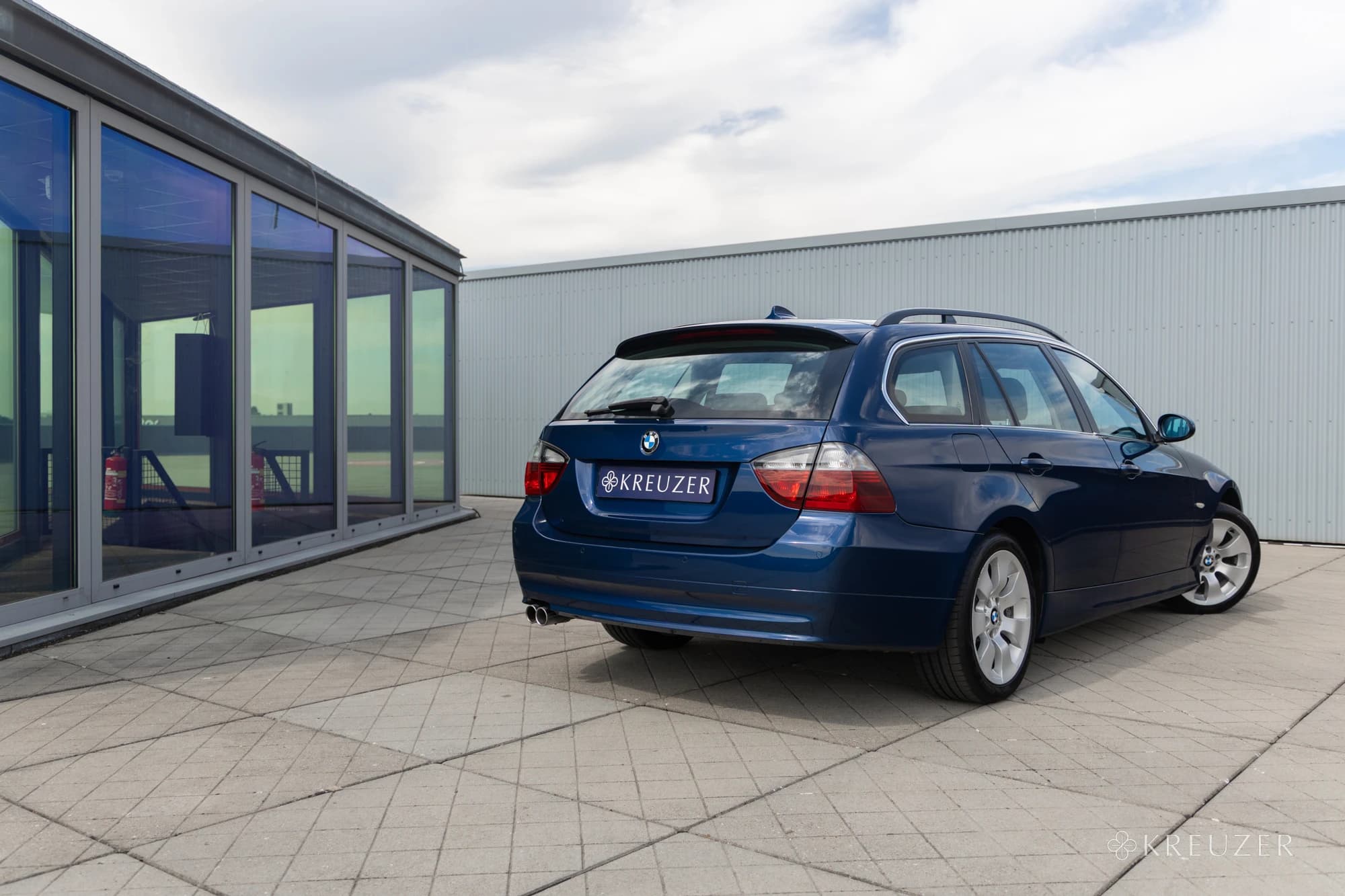 BMW 325i E91 Touring Mysticblau Manual 6-Speed Style 158 N52 Kreuzer