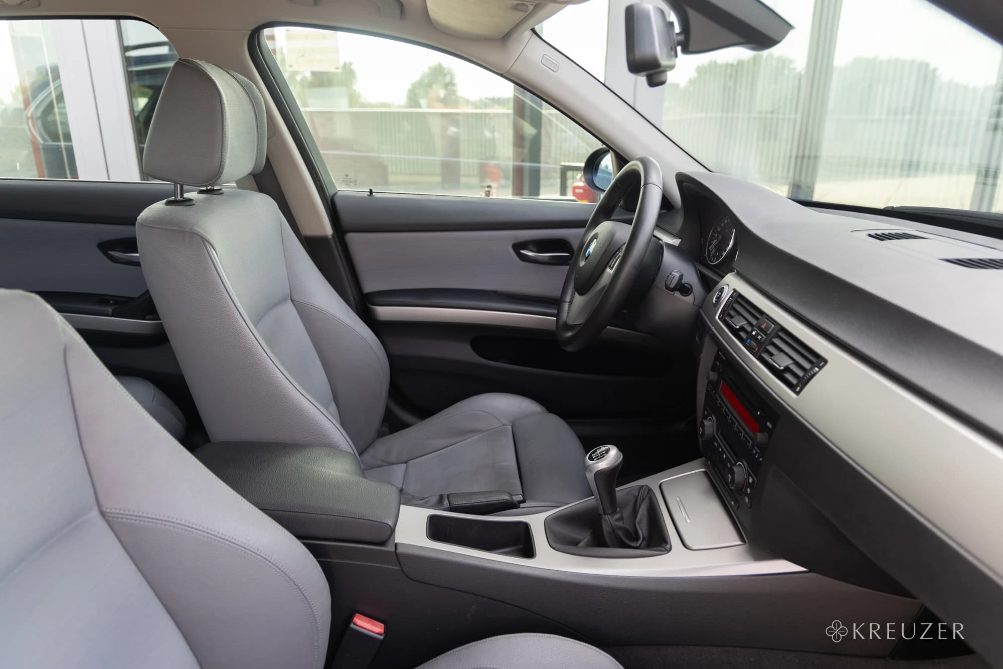 BMW 325i E91 Touring Mysticblau Manual 6-Speed Style 158 N52 Kreuzer